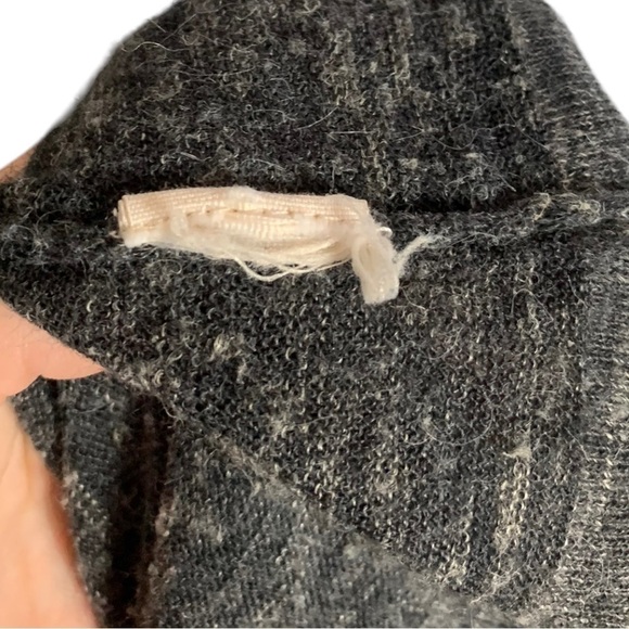 Free People Women’s Grey Long Duster  Cardigan Size Small Boho Oversized Raw Hem - Picture 15 of 16